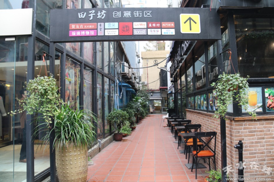 工藝匠心匯聚田子坊 副市長(zhǎng)李曉東考察上海文創(chuàng)標(biāo)桿地